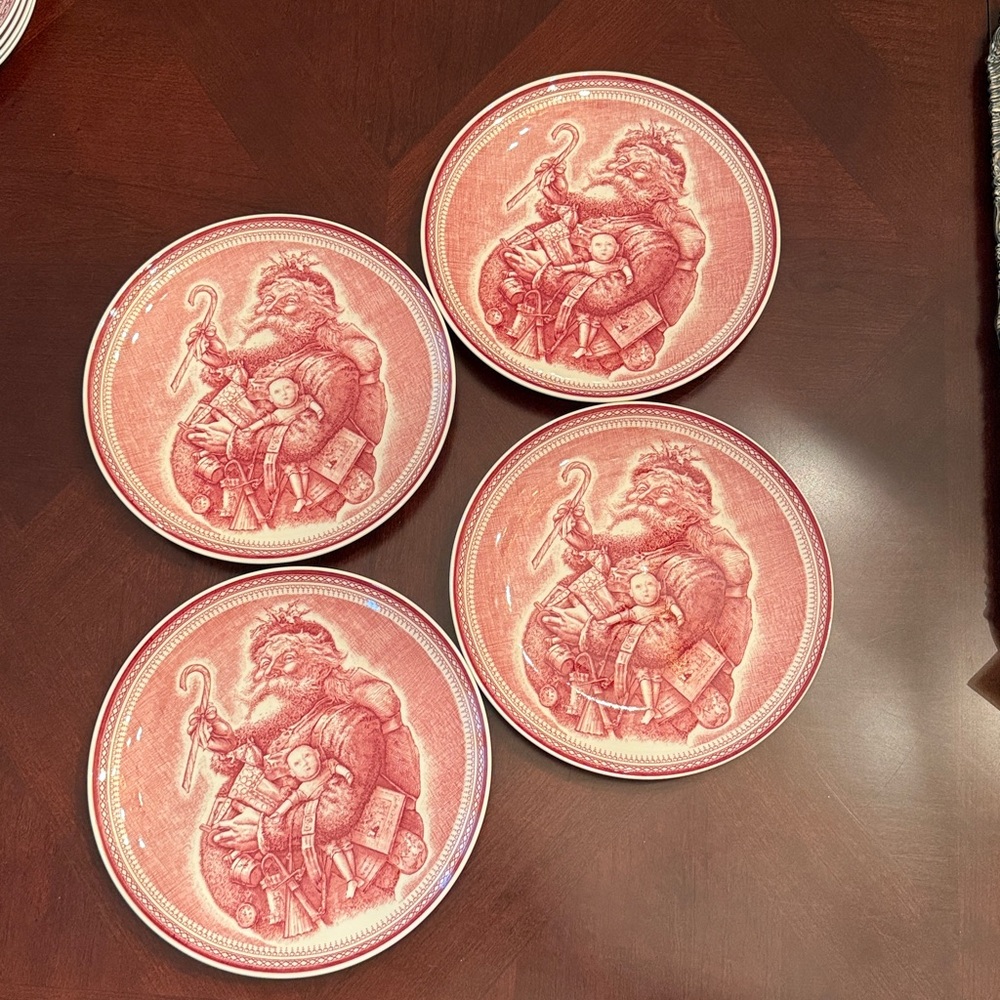 Saint Nick Salad Plates Wedgwood for Williams Sonoma
